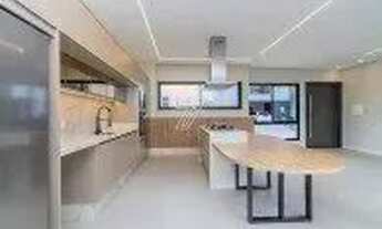 Imagem 7: Casa para venda 294 m2 Privativos / 3 Suítes / Santo Inácio - Curitiba - PR