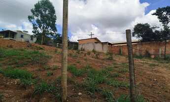 Imagem 3: Lote de 1000m² excelente para construir seu sítio