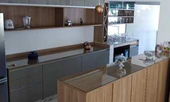 Imagem: Casa de condomínio em Rua Evaristo Júlio