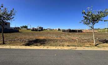 Imagem: Lote à venda no condomínio Alphaville