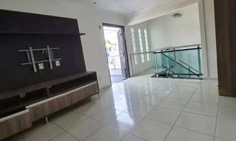 Imagem: Ampla Casa de Esquina no Bairro de São