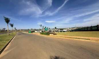 Imagem 2: OPORTUNIDADE no JARDINS LONDRES, lote com 645 m², declive para frente da Rua e vista para