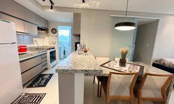 Imagem 5: Apartamento com varanda e vista para o mar