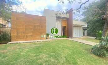 Imagem: Casa com 220M², 4 Quartos e 3 banheiros