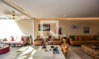 Imagem 2: Casa à Venda - Real Parque, 4 Quartos, 300 m2