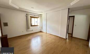 Imagem 3: Apartamento de 2 quartos, suite e 1 vaga de garagem no bairro Menino Deus em POA