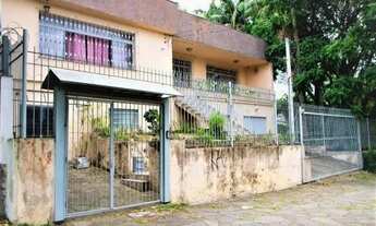 Imagem: Casa em Rua Intendente Alfredo Azevedo