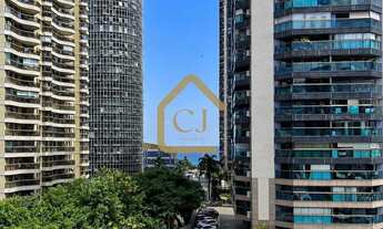 Imagem 4: Apartamento 4 quartos reformado na Lúcio Costa Palais de Nice