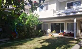 Imagem 3: Casa de condomínio para venda possui 450 metros quadrados com 6 quartos