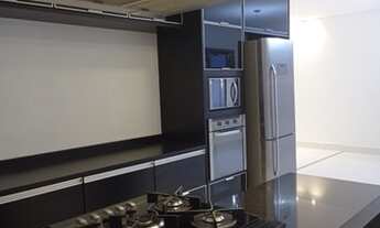 Imagem 6: Casa de condomínio para venda tem 270 metros quadrados com 4 quartos