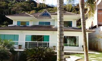 Imagem 3: Casa à venda na Ferradura ! 1000 metros de terreno e 5 suítes ! Oportunidade !!!