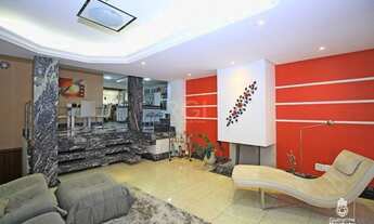 Imagem: Porto Alegre - Casa Padrão - Sarandi