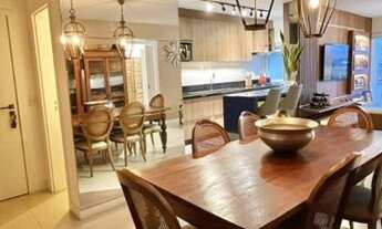 Imagem 2: Apartamento para venda possui 126 metros quadrados com 3 quartos em Agronômica - Florianóp