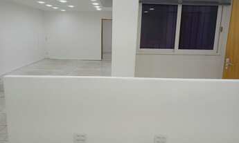 Imagem 2: Sala/Conjunto para aluguel com 107 metros quadrados com 4 salas