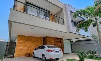 Imagem: Casa para venda tem 687 metros quadrados