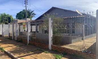 Imagem: Casa no Bairro Santa Cruz - 650 metros da