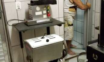 Imagem 7: Pizzaria c/ forno á Lenha c/ Equipamentos Pronta para trabalhar