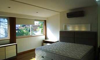 Imagem 7: Melhor endereço em Santa Teresa - casa 3 quartos totalmente reformada alto nível a Venda