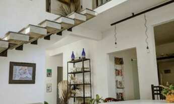 Imagem 3: Casa de condomínio para venda tem 198 metros quadrados com 5 quartos