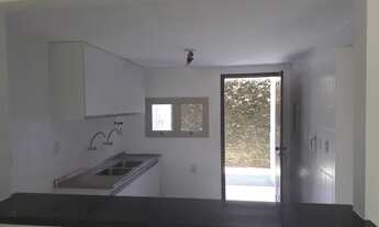 Imagem 2: Casa 4/4 com suíte na praia de Ipitanga