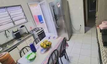 Imagem 5: Casa com 175 Metros de Terreno e Linda Piscina