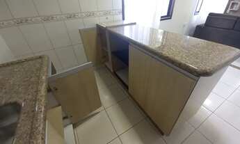 Imagem 3: Casa c/ laje, 02 quartos, cozinha mobiliada, quarto c/ guarda roupas, 02 splits, varanda n