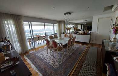 Imagem 2: Apartamento para venda com 266 metros quadrados com 4 quartos