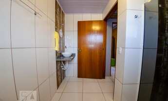 Imagem 3: Apartamento para Aluguel - São João do Rio Vermelho, 2 Quartos, 60 m2