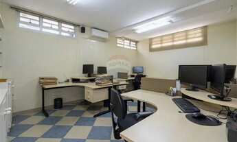 Imagem 5: Casa para venda tem 487 metros quadrados com 13 quartos em Pacaembu - São Paulo - SP