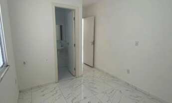 Imagem 3: Vendo casa com varanda de 2/4 sendo uma suíte