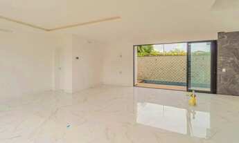 Imagem 2: Sobrado Geminado com 3 suíte(s) à venda no bairro SAGUACU em JOINVILLE, por R$ 1.490.000.0