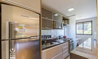 Imagem 2: Apartamento com 3 quartos sendo 1 suíte, com piso laminado, churrasqueira e 2 vagas de gar