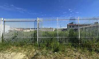 Imagem 2: TERRENO à venda com 903m² por R$ 1.400.000,00 no bairro Emiliano Perneta - PINHAIS / PR