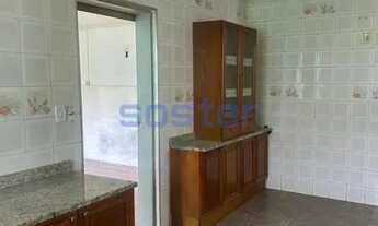 Imagem 7: Casa com 330 metros quadrados com 4 quartos vaga para 6 veículos