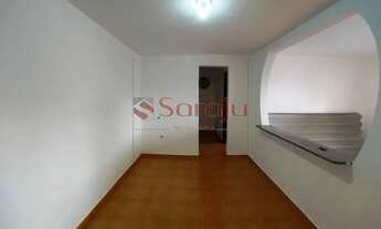 Imagem 4: Saraju Imobiliária aluga casa térrea com 2 dormitórios no Cajuru