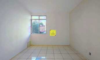 Imagem 5: Amplo apto com 3 quartos, 2 banheiros e garagem na parte plana do Centro