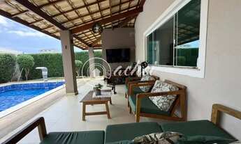 Imagem 6: Casa em Alphaville Litoral Norte 1 com suíte no térreo