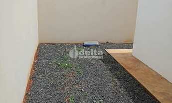 Imagem 4: Casa residencial disponível para venda no bairro Laranjeiras em Uberlândia-MG