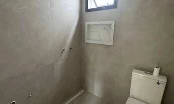 Imagem 3: Casa com 3 dormitórios sendo 3 suítes e 2 vagas de garagem em Joinville/SC