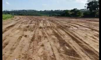 Imagem 3: Terreno à Venda Localização Privilegiada!