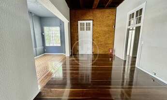 Imagem 7: Casa Comercial com 755m2 privativos e 20 Vagas de Estacionamento, para alugar no Centro de