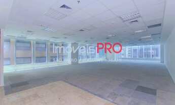 Imagem: Conj. Comercial, Vila Olímpia - São Paulo