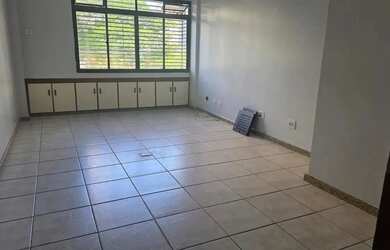 Imagem 2: SALA COMERCIAL Galpão / depósito com aluguel por R$950 /mês