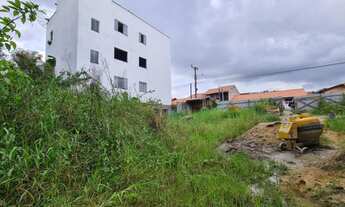 Imagem 5: Terreno com 366,60 com 15,60 m² de frente e fundos, com ótima localização