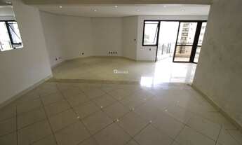 Imagem 2: Lindo Apartamento em Moema Pássaros! São 4 dorm, 2 vagas e lazer completo! Localização pri