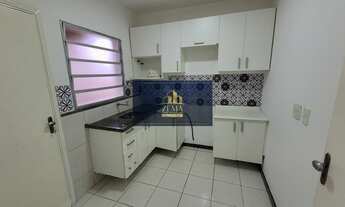 Imagem 2: Sobrado em condomínio, 03 dorms (01st), lavabo, quintal, segurança 24h