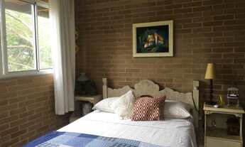 Imagem 2: Sobrado, cond. fechado Vaga Fogo, área 3.466 m2, 3 quartos, pomar, canil, arborizadaPirenó