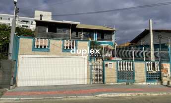 Imagem: SOBRADO COM 4 DORMITÓRIOS SENDO 2 SUÍTES