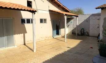 Imagem 7: Casa de Rua - Casa 4 quartos, sendo 1 suíte