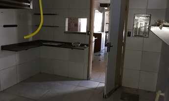 Imagem 2: VC009-Casa no Espinheiro, 375m2, Excelente ponto comercial com Várias salas